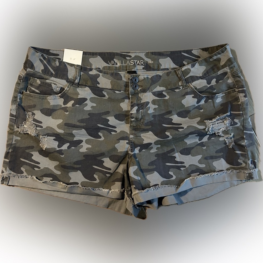 NWT Vanilla Star SZ 22 green camo high rise stretch shorts/waist 46”-48” - Picture 2 of 7